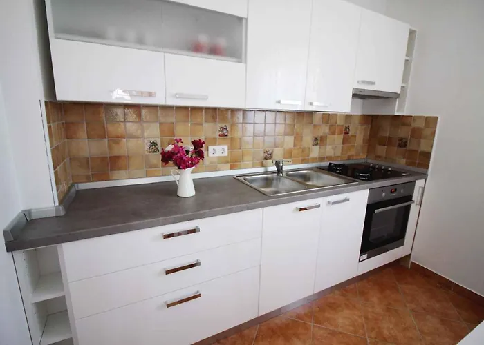 In - Istrien 31448 Vikendica *