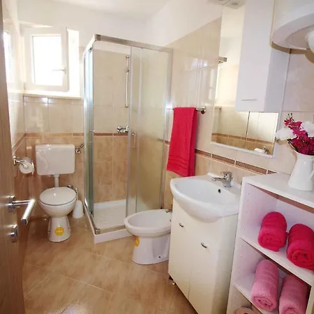 In - Istrien 31448 פורץ